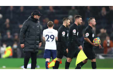 主審を「素人」と酷評したクロップ監督、処分されず 画像