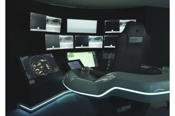 無人運航船、大海原に 画像