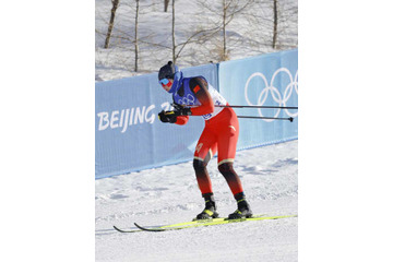 ウイグル族のリレー最終走者出場 画像