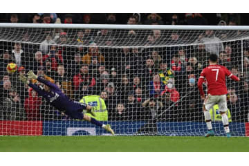 ユナイテッド戦勝利に子供放置で飲酒…育児放棄のファンを逮捕 画像