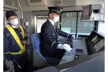 昼の山手線で自動運転試験 画像