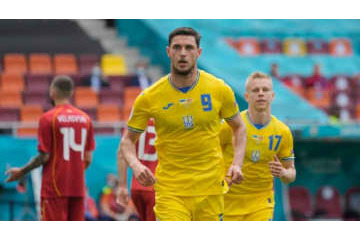 「ウクライナ人は一生忘れない」ベンフィカFW、戦争反対支援に感極まり涙 画像