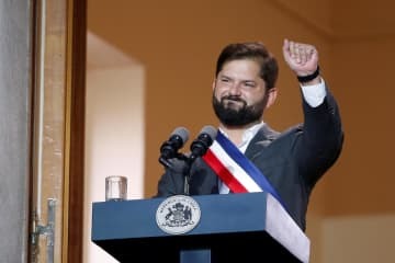 チリ最年少36歳の大統領が就任 画像