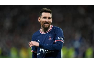 天才メッシが愛息相手にサッカーするとこうなる 画像