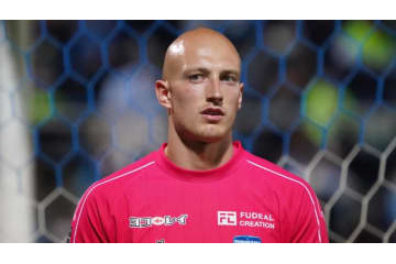 横浜FCの守護神ブローダーセンに聞いた！ザンクトパウリの同僚、宮市亮と再び同じ街でプレーしていること 画像