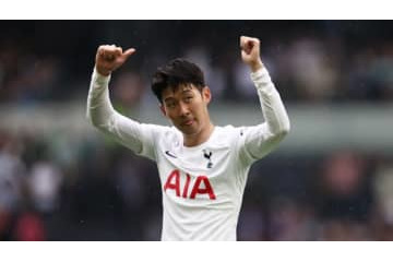 プレミアの今季ベストイレブン、キャラガーとネヴィルはこう選んだ 画像