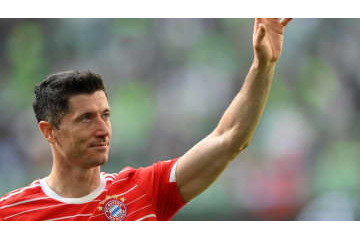 バルセロナ、レヴァンドフスキ獲得の上限は47億円か 画像