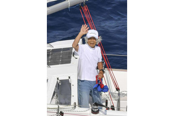 堀江さん、太平洋横断成功 画像