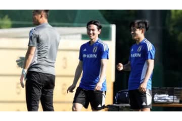 「撮ってる？」南野拓実、日本代表での気持ちよすぎるシュートがこれ 画像