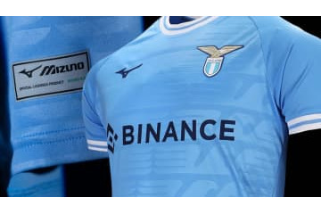 日本の「ミズノ」が新サプライヤー！ラツィオが2022-23新ユニフォームを発表 画像