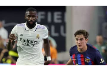 レアル、新CBリュディガーを「左SB」起用！監督が理由を説明する 画像