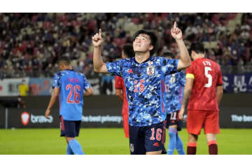 日本代表、韓国を破り4大会ぶり2度目のE-1制覇！相馬勇紀が1ゴール1アシスト 画像