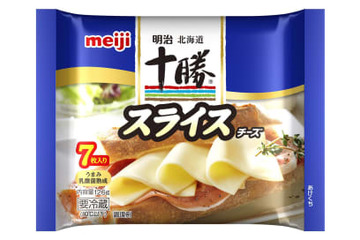 明治、チーズや菓子値上げ 画像