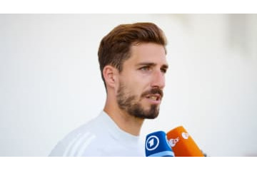 ユナイテッドから狙われる鎌田と長谷部の同僚 「嬉しいけれど…」 画像