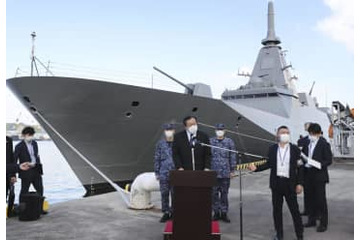 浜田防衛相、初の部隊視察 画像