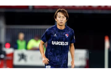 欧州で“10番”背負う！藤本寛也、高速クロスの美アシストがこちら 画像