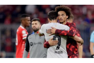 バイエルンFWサネ、CLバルサ戦でゴールも交代…「怒ってない」と説明 画像