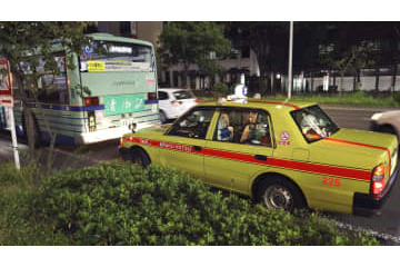 仙台で市バス衝突、乗客5人けが 画像