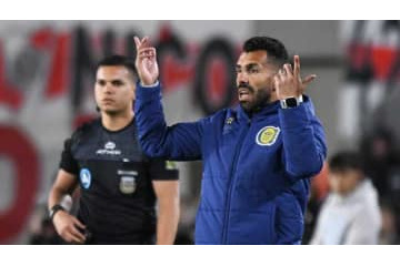 テベス、ロサリオ・セントラル監督を半年で辞任…方針に反発で 画像