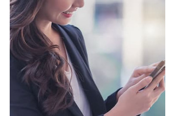 「ごめん、チャペルには1人で行ってくれる？」そう夫に告げた女は、式場見学の最中に別の男に電話して… 画像