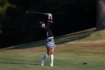 ＜中間速報＞藤田光里が単独首位　宮田成華、エイミー・コガ1差追走 画像