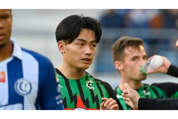 W杯でも頼む！日本代表FW上田綺世、GKシュミットから奪った冷酷ゴール（動画あり） 画像