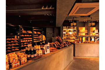 「何飲む？」の一言もなく…。食事デートで、男がドリンクのオーダーを勝手に決めた理由 画像