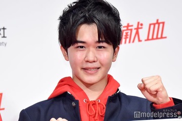 鈴木福、“人生初”髪染めを報告 アフター写真に絶賛の声「ナチュラル」「大人っぽくてかっこいい」 画像