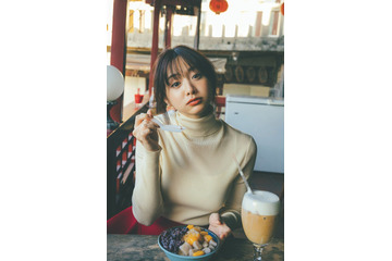 森香澄、大胆ミニ丈で美脚披露「週プレ」表紙登場 画像