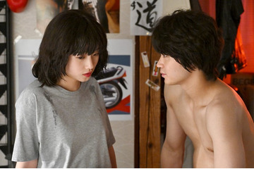 「不適切にもほどがある！」“ラブシーン”でのセリフ回収話題「そう繋がるのか」「すごい一致」 画像