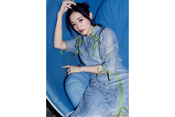 元乃木坂46中田花奈、水着姿で無敵ボディ披露 洗練された大人グラビアに 画像