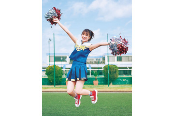 乃木坂46冨里奈央、チアガール姿で抜群スタイル披露「週プレ」表紙登場 画像