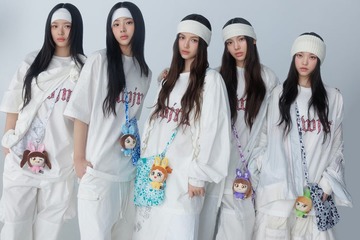 NewJeans日本デビューCDは村上隆コラボの“バッグ型”「秀逸過ぎる」「天才」と話題に 画像