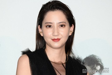 河北麻友子、イケメン夫との超接近ショット公開「美男美女夫婦」「お似合い」と反響 画像