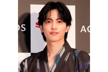 「顔小さすぎ」志尊淳、GUCCIを着こなすクールSHOTにファンうっとり「ドキッとした」 画像