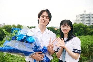 「あの子の子ども」クランクアップ 桜田ひよりが細田佳央太へ感謝「細田さんが宝で本当に良かった」 画像