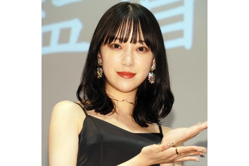 堀未央奈、うるつやリップに欠かせない保湿アイテム2選 画像