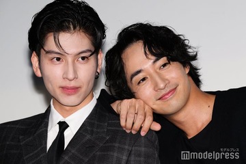 THE RAMPAGE長谷川慎＆古屋呂敏、キスシーン視聴に照れ 久々再会もハグで“戻る”「本当にカップルみたい」【恋をするなら二度目が上等】 画像