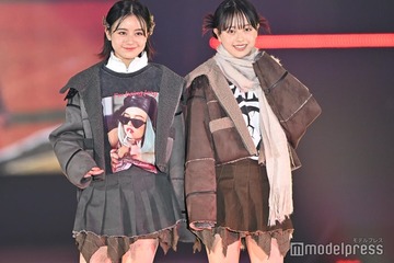 上坂樹里＆瀬戸琴楓、ミニスカから美脚スラリ カウガールコア×カチモリのトレンド満載コーデ【GirlsAward 2024AW】 画像