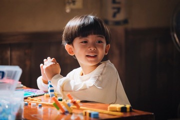 「ライオンの隠れ家」VFX駆使したシーンとは 尾野真千子＆佐藤大空の撮影裏話「見つけられたら相当なマニアックウォッチャー」【プロデューサーコメント】 画像