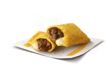 マクドナルド、ビーフシチューパイにチーズを加えパワーアップ！コクと満足感をプラス 画像