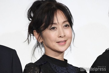 斉藤由貴、娘・水嶋凜と親子公表への本音「私の名前をずっと出さない方が良かった」 画像