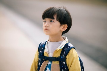 「ライオンの隠れ家」佐藤大空、撮影終盤に切なさで涙「3人の絆がカメラの回ってないところでもギュッと現れた瞬間でした」【プロデューサーコメント】 画像