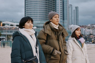 松たか子、多部未華子・松坂桃李・星野源との共演裏側明かす「最高の妹と弟」「安心感がありました」【「スロウトレイン」インタビュー前編】 画像