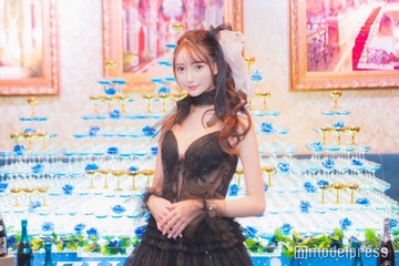 六本木人気キャバ嬢・おすずのバースデーイベントに潜入 直前まで自ら設置担うこだわり…「これから伝説を残す」エースの強さを証明 画像
