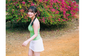 卒業発表の乃木坂46与田祐希、タンクトップ＆ミニスカ姿で笑顔輝く 先行カット解禁【ヨーダ】 画像