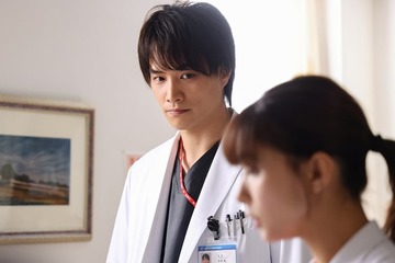 鈴木伸之、胸キュンシーンで「殻を破っていきたい」今に繋がる人生の転機語る【「まどか26歳、研修医やってます！」インタビュー】 画像