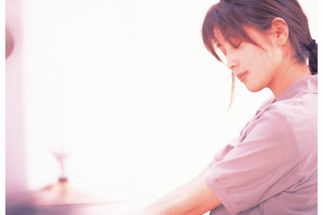 ZARD、35周年イヤー企画解禁 初の有観客アコースティックライブ開催・写真集2冊＆関係者インタビュー集も決定 画像