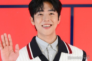 チェ・ジョンヒョプ、日本滞在でTBS本社へ キム・ムジュンとの2ショットも公開「おかえりなさい」「撮影？」の声 画像