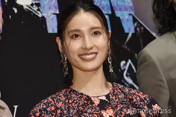 土屋太鳳、子どもとの添い寝ショット公開「幸せそう」「可愛い寝顔が並んでる」と反響続々 画像